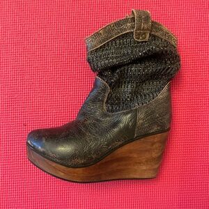 BedStu Distressed Slouch Leather Wedge Boots